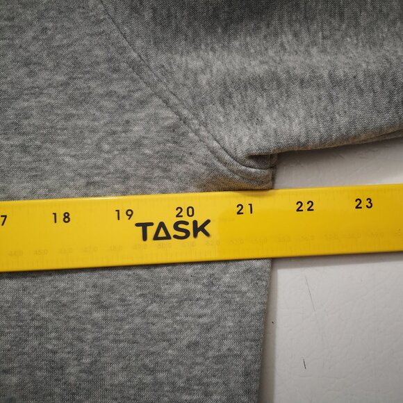 Puma Sport Lifestyle Men's Size Small Grey Fleece Lined Warm Cell Sweatshirt - Picture 8 of 10